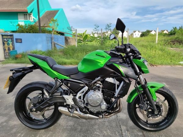 ใช้เพียง 1 พัน km. ไมล์แท้  Kawasaki Z650 ใหม่มากค้ะ รูปที่ 4